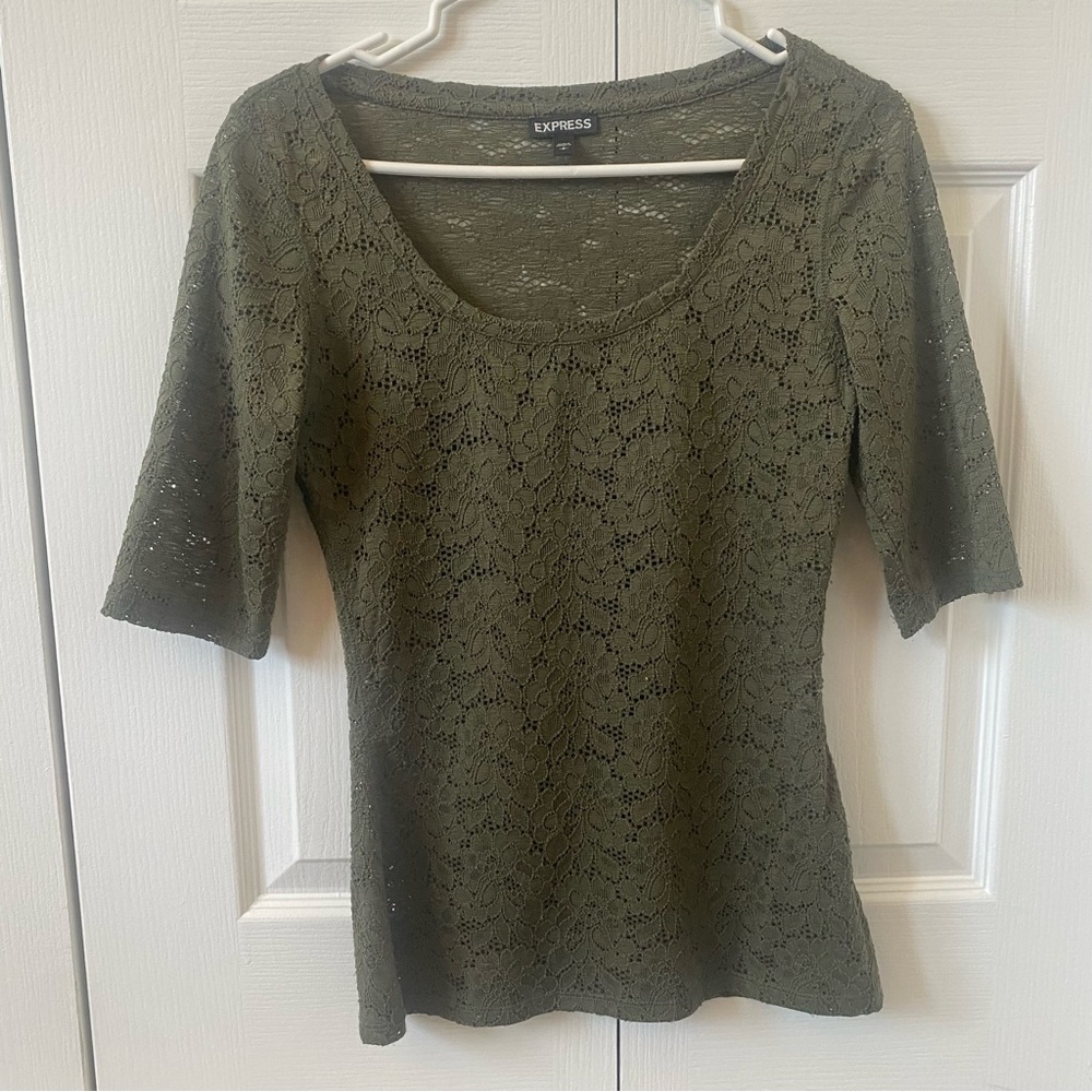 Express Olive Lace 3/4 Sleeve Scoop Neck Fitted Top